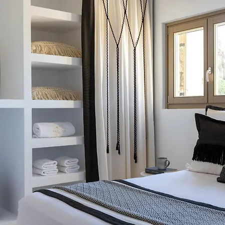 Amalgam Homes Paros Αμπελάς