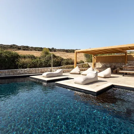 Amalgam Homes Paros *