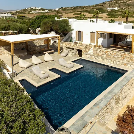 Amalgam Homes Paros