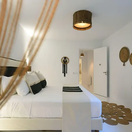 Amalgam Homes Paros Βίλα Αμπελάς